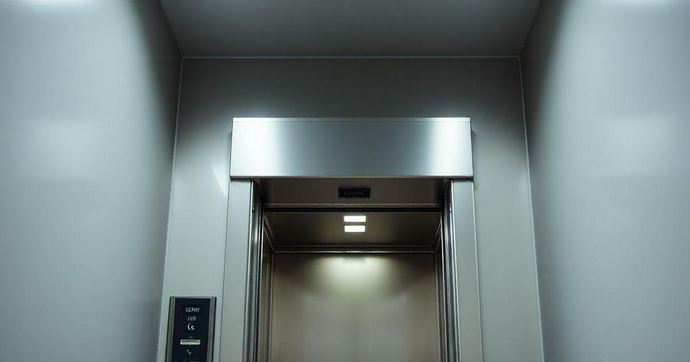Elevador de Carga Pequeno: 7 Vantagens Imperdíveis